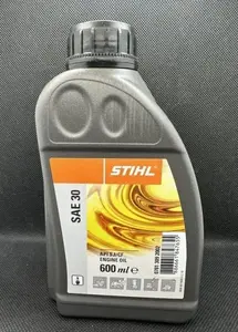 Моторное масло SAE 30 4-тактное 0,6 л, STIHL (для малых 4-тактных двигателей)