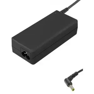 Сетевой адаптер QOLTEC 50018.65W для ноутбука, для помещений 100–240 В, разъём 5.5×2.5, чёрный
