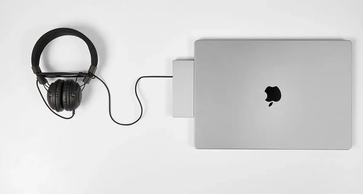 LMP 24418 USB-C laptop dock Photo 10