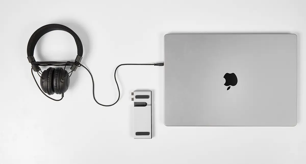 LMP 24418 USB-C Laptop Docking Station Photo 8