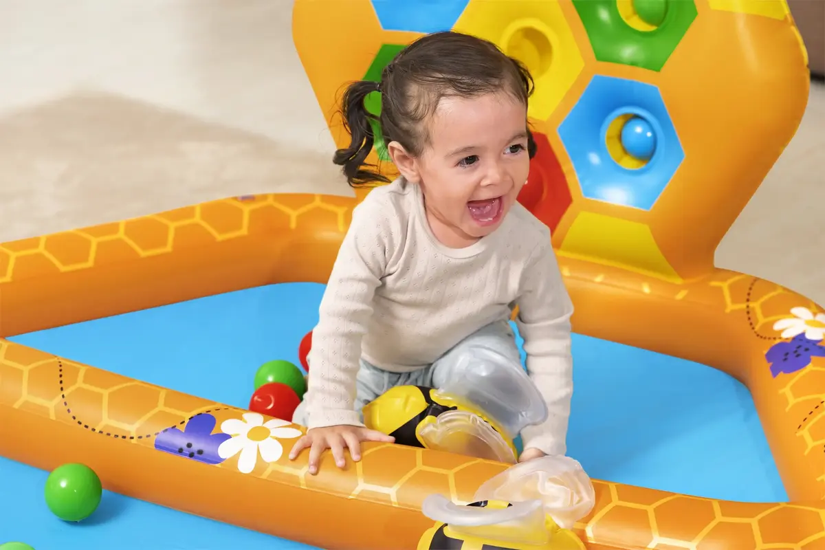 Inflatable play centre Bestway Lil' Beehive Photo 17