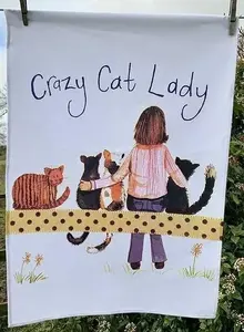 Virtuves dvielis Crocodile Creek TT38 Crazy Cat Lady — kokvilnas dvielis ar kaķu rakstu