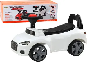 Каталка-машинка LEANToys QX-3396 с подголовником, звонком и отделением для хранения, белая