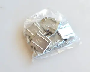Bratek metāla dībelis KLIN METAL Nr.3 (1737) — metāla ķīlis cirvja uzgalam
