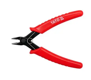 Hand cable cutter YATO YT-2260, 125 mm length, red/black handles