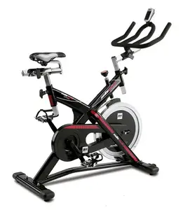Eliptiskais trenažieris BH Fitness SB2.6 ar V-siksnas piedziņu, max lietotāja svars 115 kg, izmēri 520×1040×1190 mm