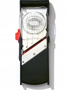 Mandoline slicer de Buyer Komi D-2018-00 — adjustable Japanese-style mandoline