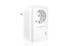 Powerline Adapter TP-LINK TLPA2010P AV200 200 Mbit/s Fast Ethernet, White, 95×58×42 mm