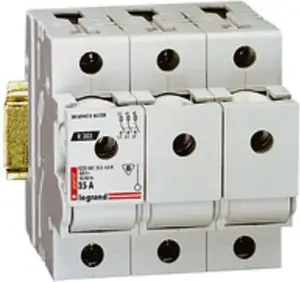 Circuit fuse disconnector Legrand 3P 16A D01 R303 MAKS without fuse links (606724)