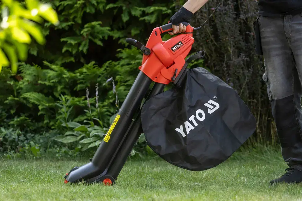 YATO YT-85182 leaf blower 3000 W Photo 4