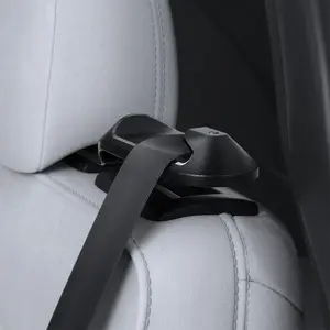 Vehicle safety component Spigen ACP06041 – black polycarbonate, 190 g