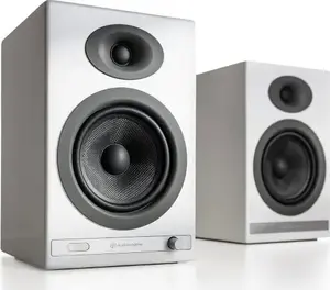 Audioengine HD5 desktop speaker system — white