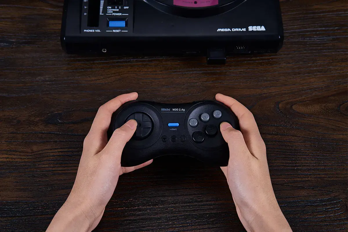 8Bitdo M30 2.4G Black gamepad Photo 4