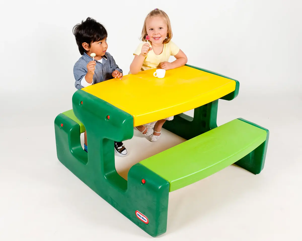Little Tikes Large Picnic Table Evergreen Photo 4