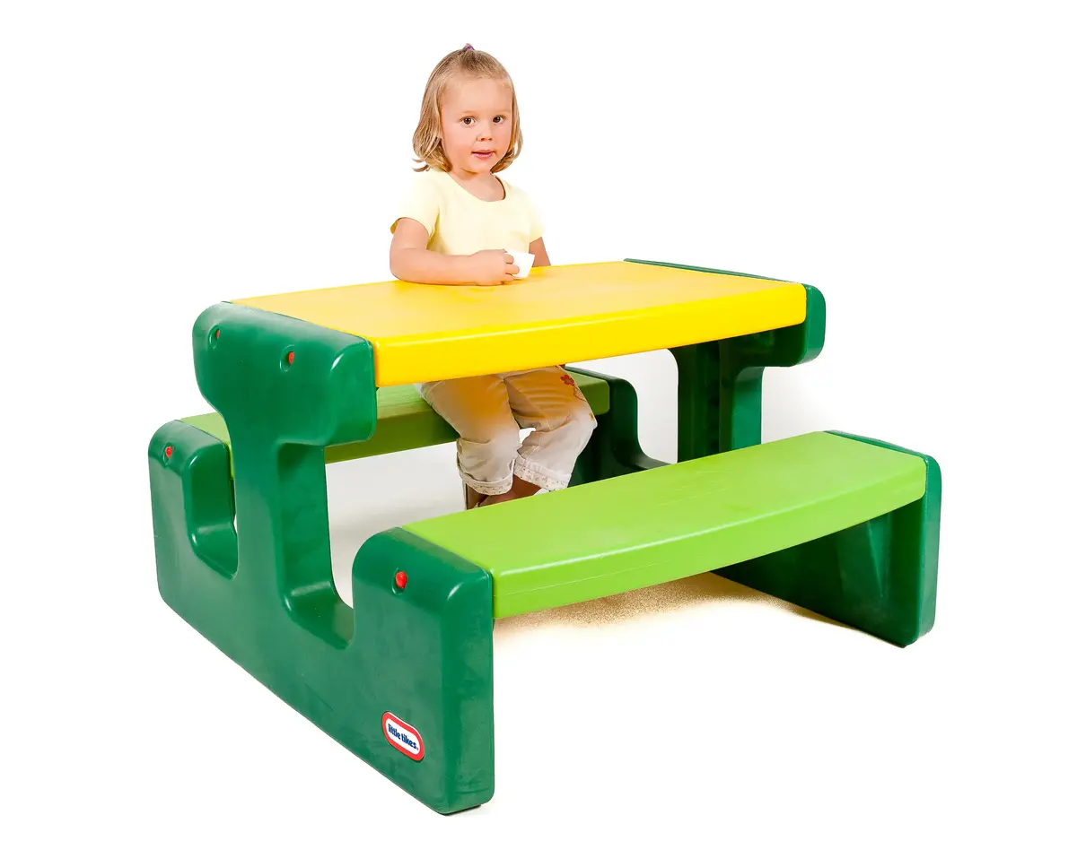 Little Tikes Large Picnic Table Evergreen Photo 6