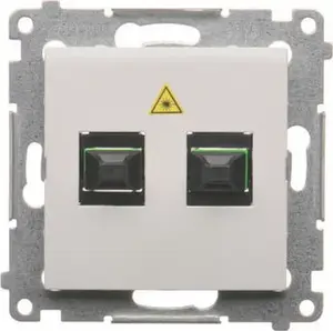 Оптическая розетка двойная Kontakt-Simon Simon 54 DGS2.01/11 белая