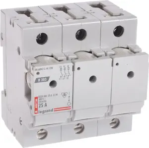 Drošības drošinātāju slēdzis Legrand R 303 25A 3P (modelis 606706) trīspfāžu ķēdēm 25 A