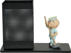 Desk organizer with sailor figurine Tisso-Toys Przybornik biurkowy z figurką — model 483754