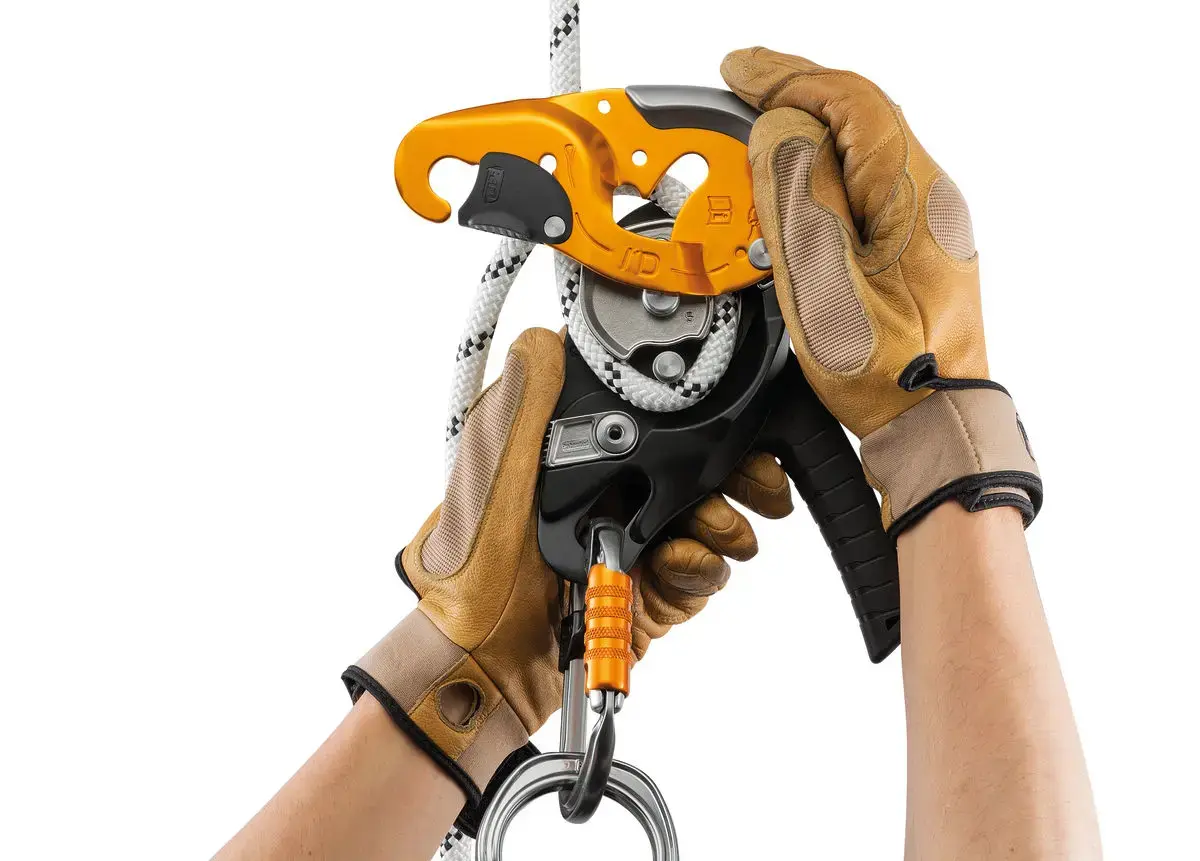 Petzl D020AA00 climbing belay device D020AA00 Photo 2