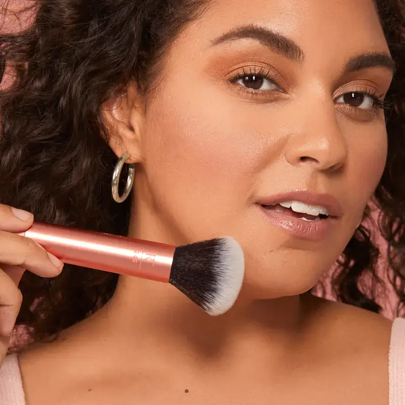 Real Techniques Everything Face Makeup Brush 4257 Photo 3