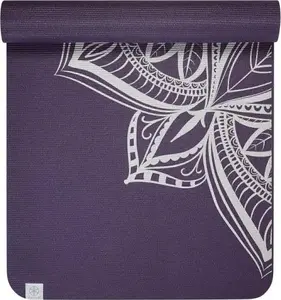 Yoga mat Gaiam Aubergine Medallion 63844 – standard thickness, textured surface