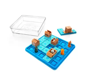Galda spēle IUVI Games Smart Games Cats & Boxes — loģikas spēle ģimenei un individuālām spēlēm