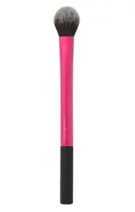 Кисть для пудры Real Techniques Setting Brush — закруглённая форма, густой ворс