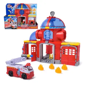Fire Rescue Command Center spēļu komplekts no spinmaster PAW-6073760 — ugunsdzēsēju stacija ar Maršala figūriņu, ugunsauto, gaismām un skaņas efektiem