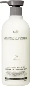 Шампунь Lador Moisture Balancing Shampoo 530 мл — увлажняющий шампунь для волос