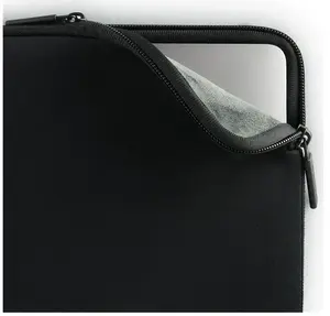 PIPETTO Pipetto Classic Fit Sleeve black for MacBook 13/14 — protective neoprene sleeve