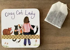 Krūzes paliktnis Crocodile Creek Crazy Cat Lady (C153) — dekoratīvs apaļš paliktnis