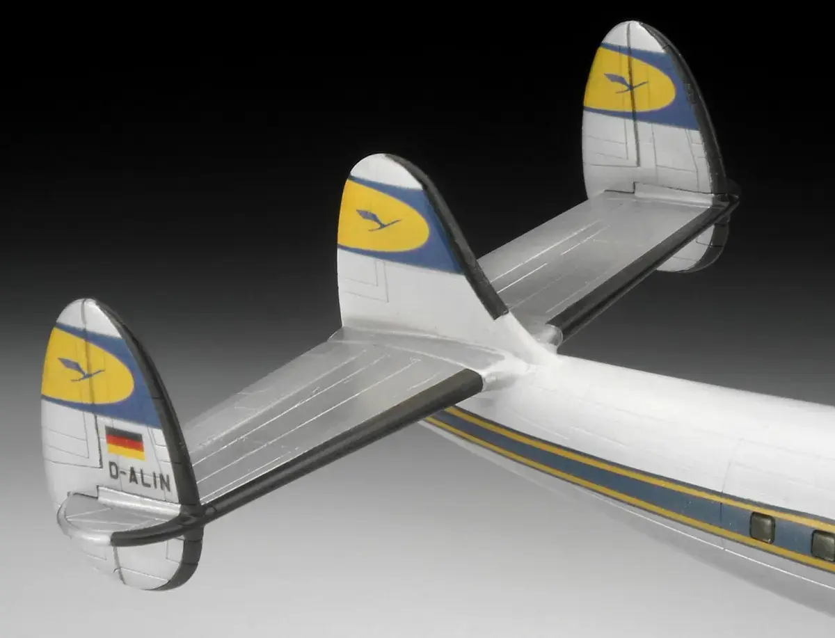 REVELL Lockheed L.1049G Super Constellation modelis Photo 4