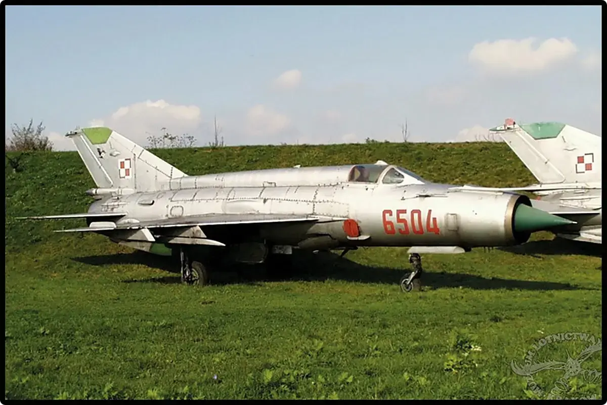 Cobi Mig-21 MF construction set — 381 blocks Photo 8