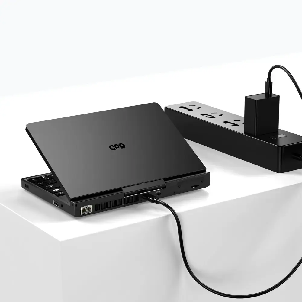 GPD Pocket 4 — AMD Ryzen 7 8840U 8" WQXGA 16GB 1TB Photo 32