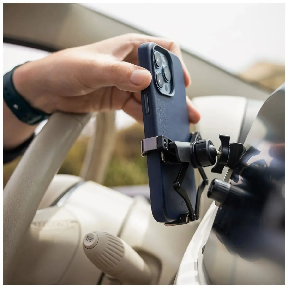 FIXED Gravity (2nd gen) bike smartphone passive holder Photo 8