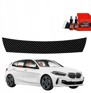 Bagāžas nodalījuma sliekšņa plēve GrizzGlass BodyShield priekš BMW 1 118i (2020–2025) — oglekļa izskats