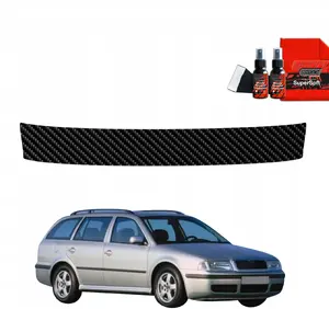 GrizzGlass BodyShield aizsargplēve bagāžnieka slieksnim Skoda Octavia Combi (1996–2010) — oglekļa raksts