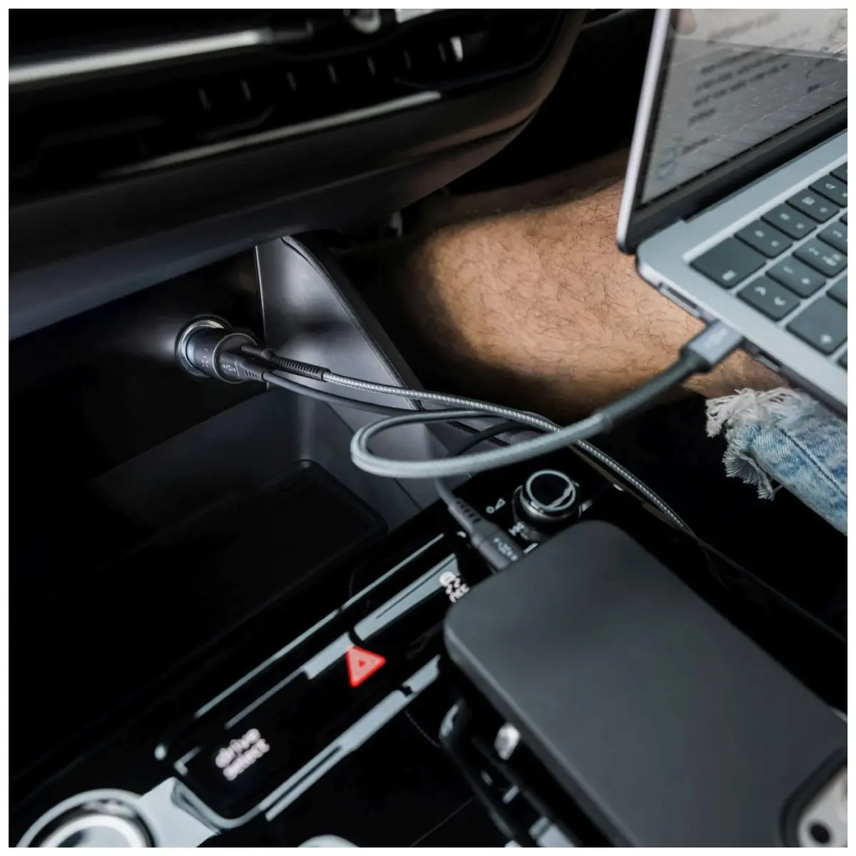 FIXED Dual USB-C auto lādētājs 65W PD 3.0 Photo 2