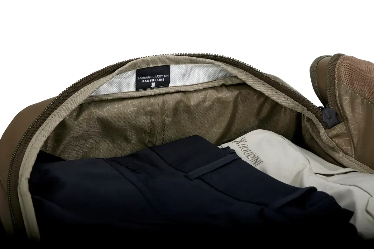 Thule Chasm Recycled Carry-on 55 см / 22 дюйма Photo 3