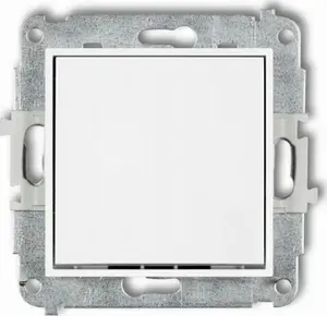 Single-pole switch Karlik Icon IWP-1 white — Karlik single-pole wall switch IWP-1