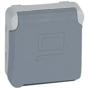 Socket outlet Legrand 069553 — single unit, electrical wall socket