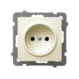 Kontaktligzda Ospel GP-1G/m/27 — 16 A, IP20, izmēri 71×71×39 mm