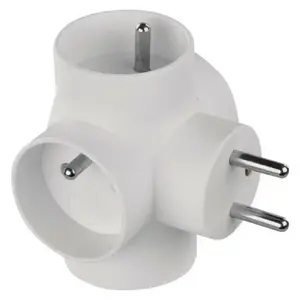 Power plug adapter EMOS P0040 — 250 V AC, 10 A, white