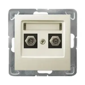 Розетка Ospel GPA-2YF/m/27 с защитой IP20, размеры 71×71×38 мм