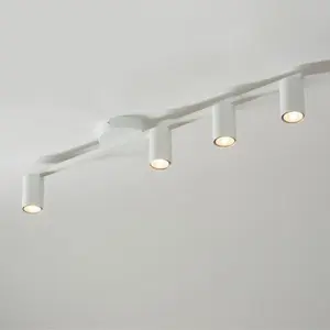 Griestu lampa SIGMA Sky — virsmas montāžas metāla caurules, balts