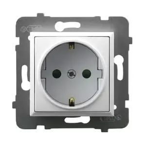 Розетка Ospel GP-1USP/m/00, 16 A, IP20, белая, 71×71×41 мм