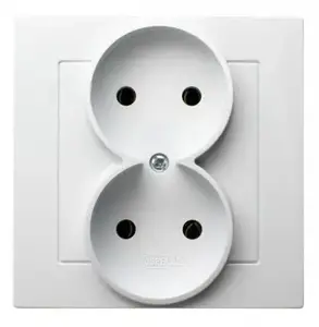Розетка Ospel GP-2G/00, 16 A, IP20, белая, 84×84×45 мм