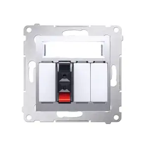 Розетка Kontakt-Simon DGL31.01/43, серебристая, корпус пластик, IP20, 75×75×48 мм