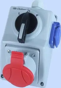 Монтажный комплект с разъединителем L-O-P 1x32A 1x16A 5P 400V IP54 от Elektromet (974014)