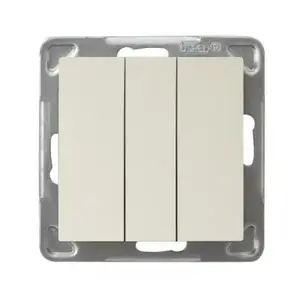 Smart switch Ospel ŁP-13Y/m/27 — IP20, 250 V AC input, 10 A output, 71×71×40 mm